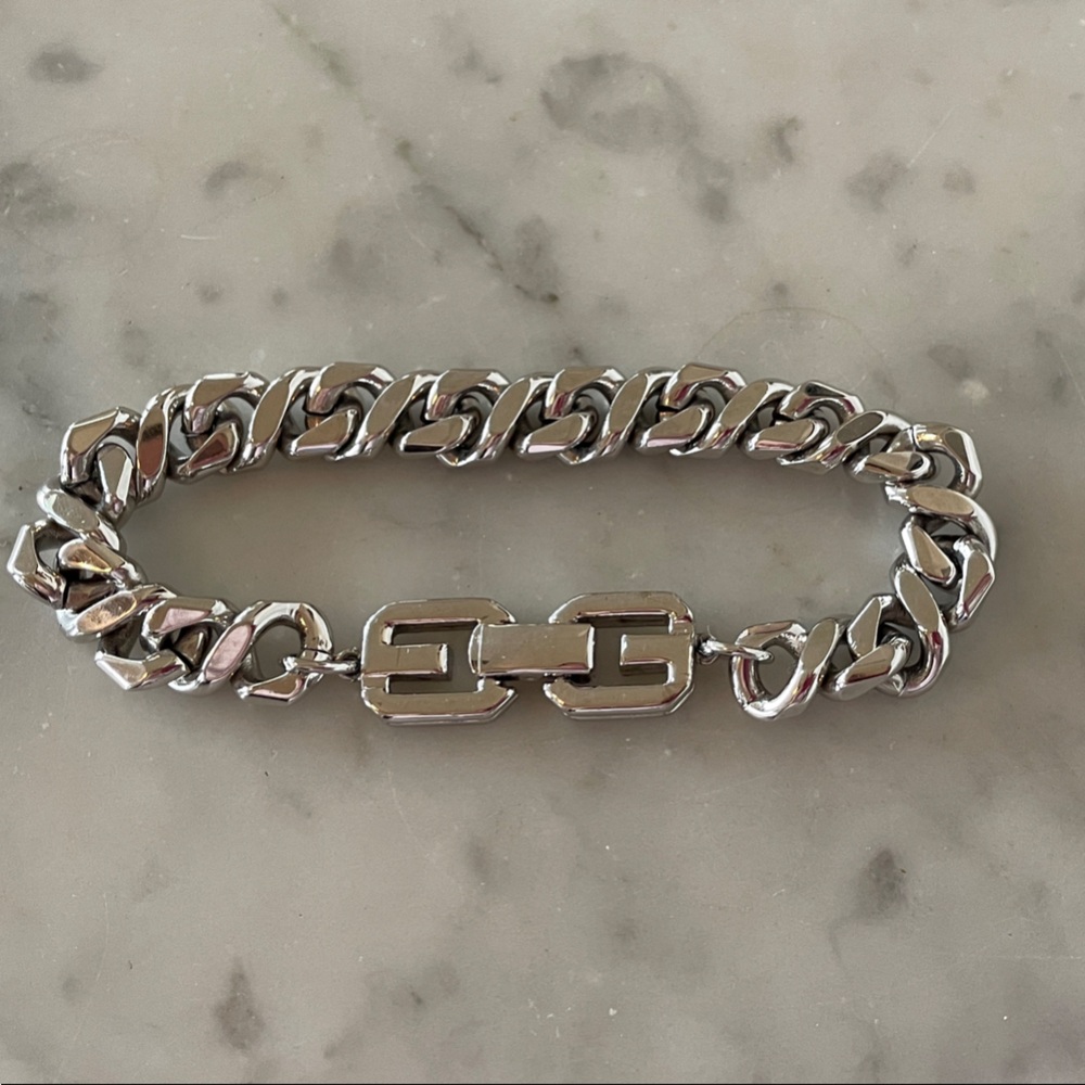 GIVENCHY G-Chain Silver Bracelet - Picture 3 of 17